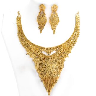 Lightweight Shot Work Necklace Set